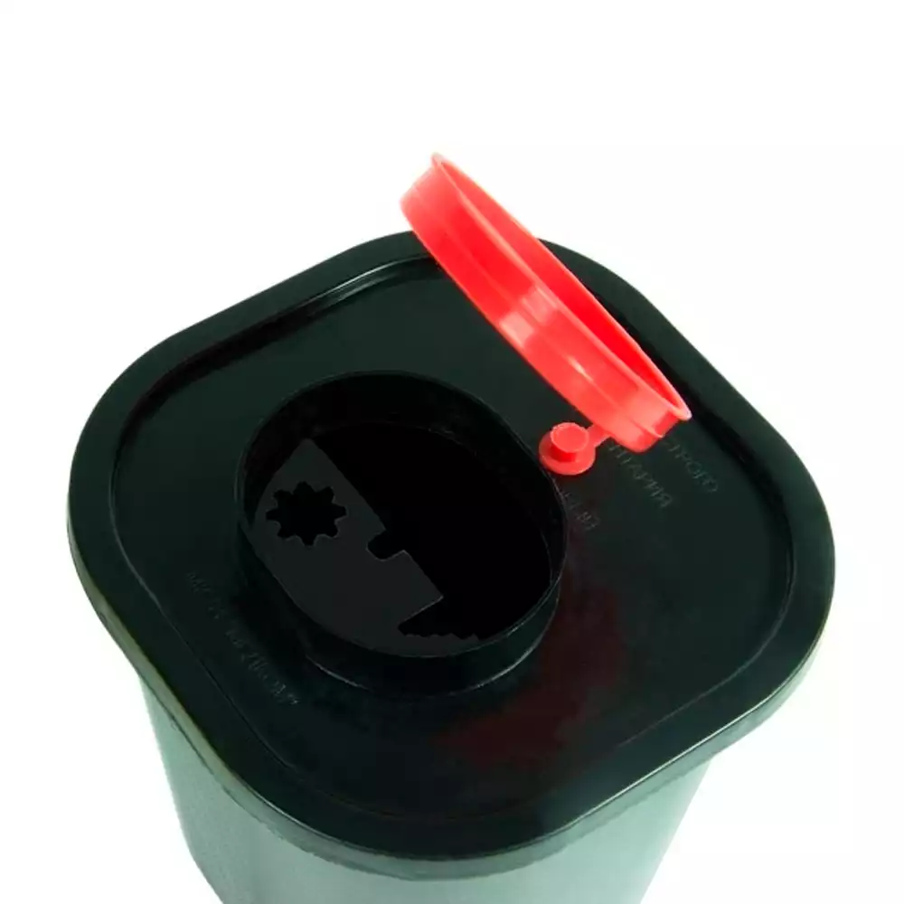 Емкость-контейнер для сбора острого инструментария (с иглосъемником), объем 1,0л (класс Г), черная, одноразовая